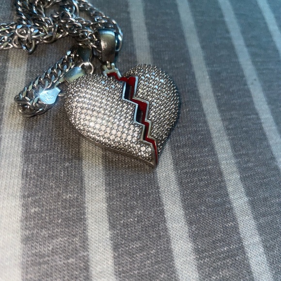 Kay Jewelers Other - Diamond no love- got it 2 years ago no longer wear it